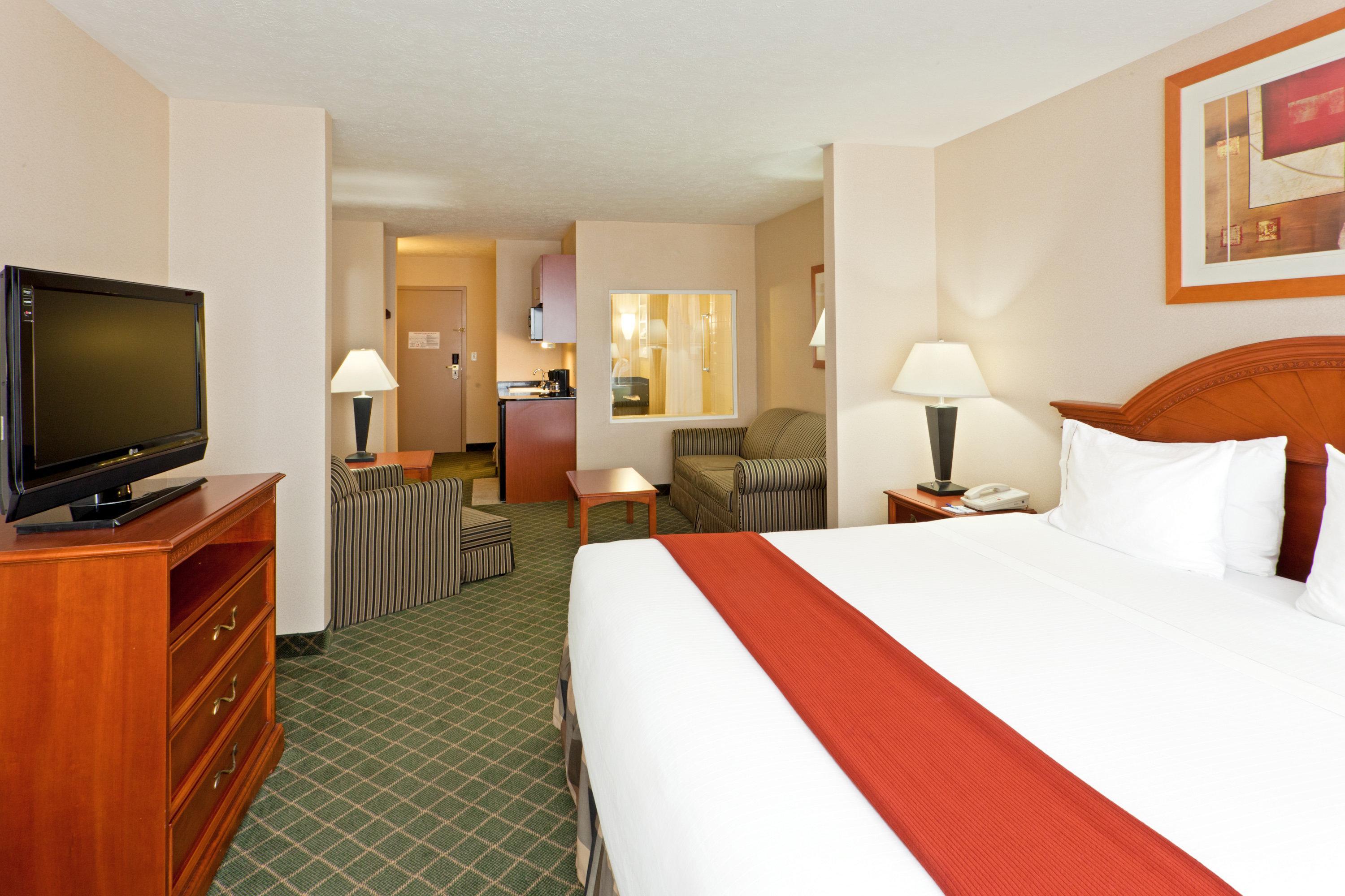 Holiday Inn Express Hotel & Suites Kent State University Εξωτερικό φωτογραφία