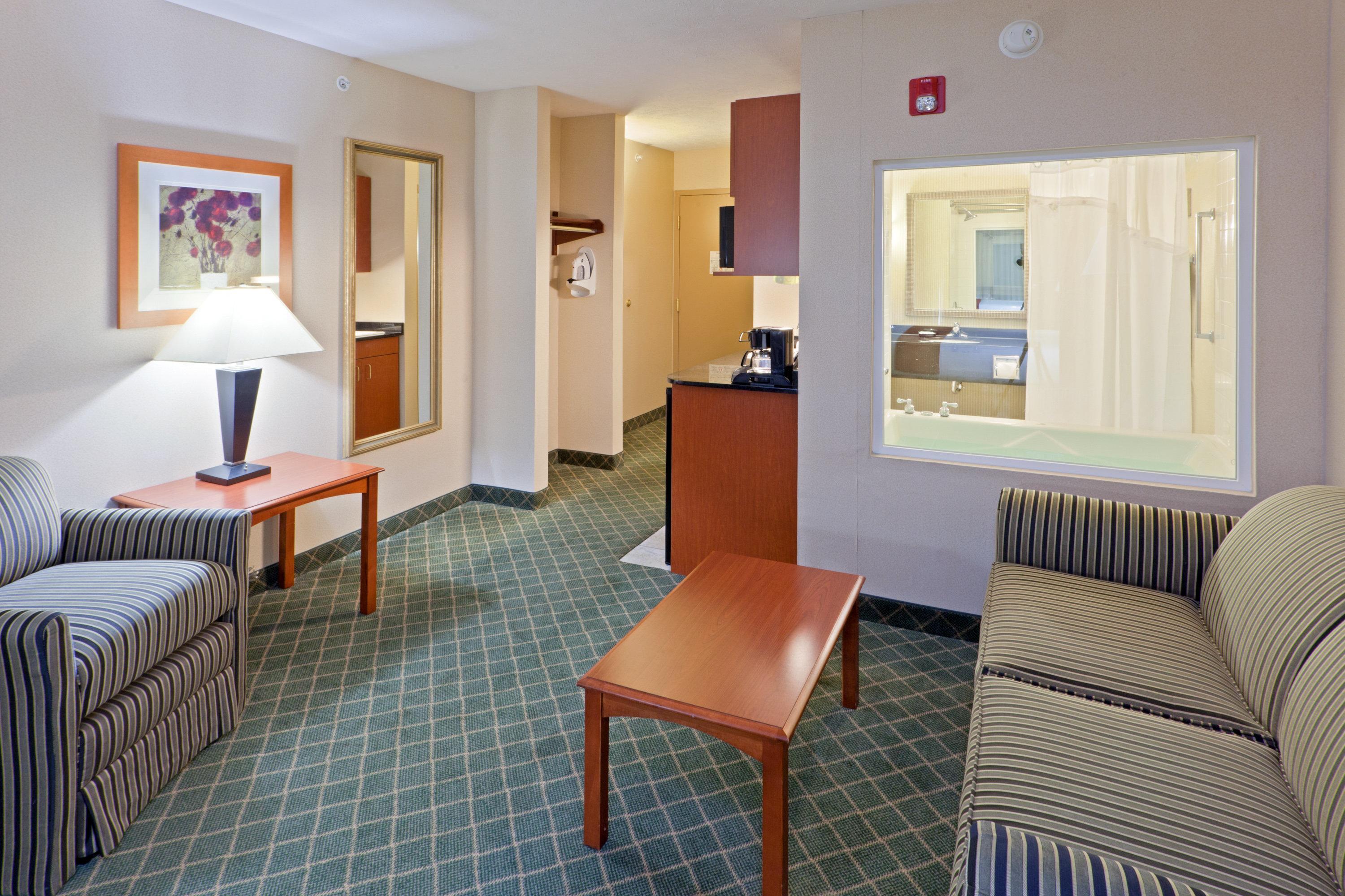 Holiday Inn Express Hotel & Suites Kent State University Δωμάτιο φωτογραφία